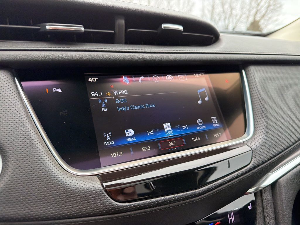 Thumbnail: 2017 Cadillac XT5 - 30