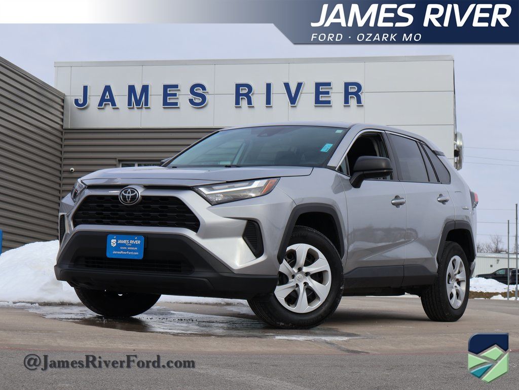 2024 Toyota RAV4 LE AWD