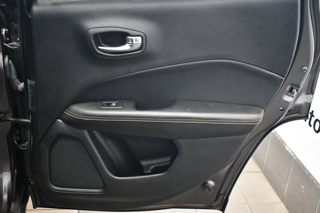 Thumbnail: 2018 Jeep Compass - 30