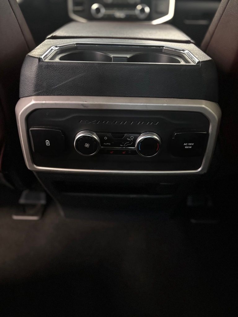 Used 2024 Ford Expedition SUV