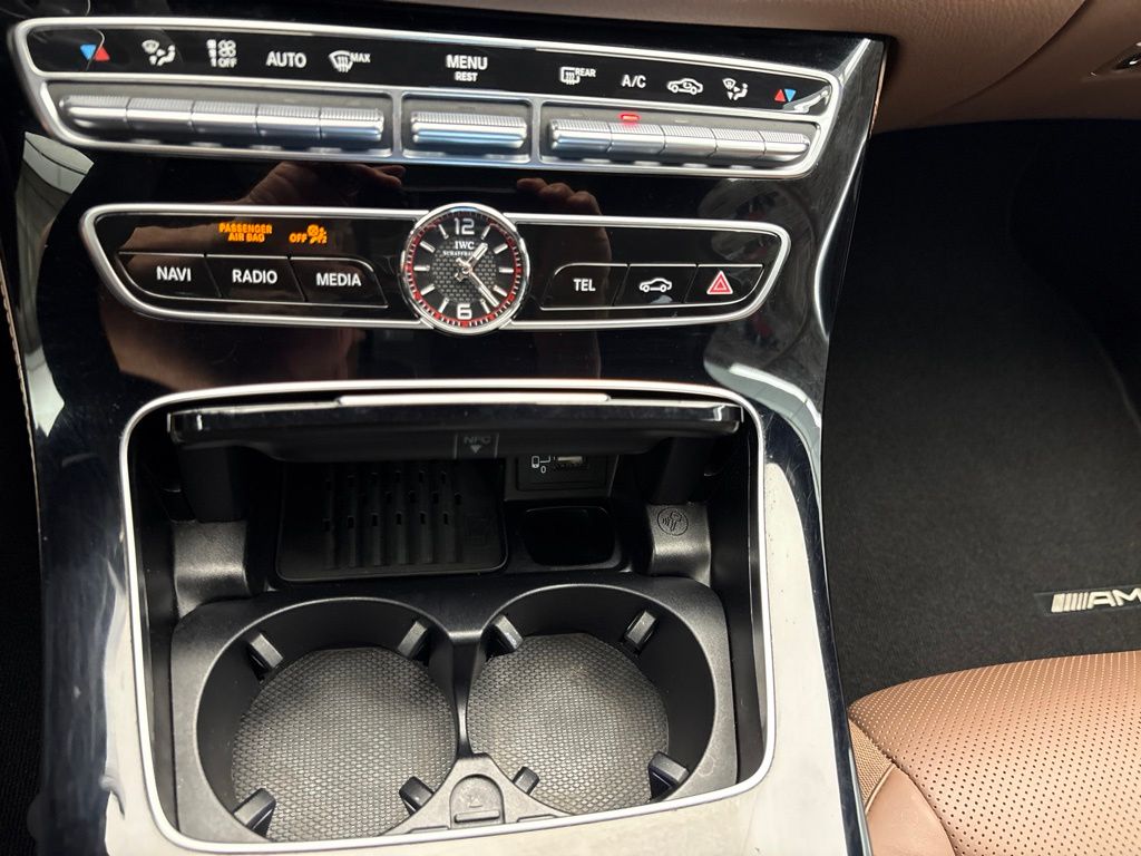 Thumbnail: 2018 Mercedes-Benz E-Class - 31