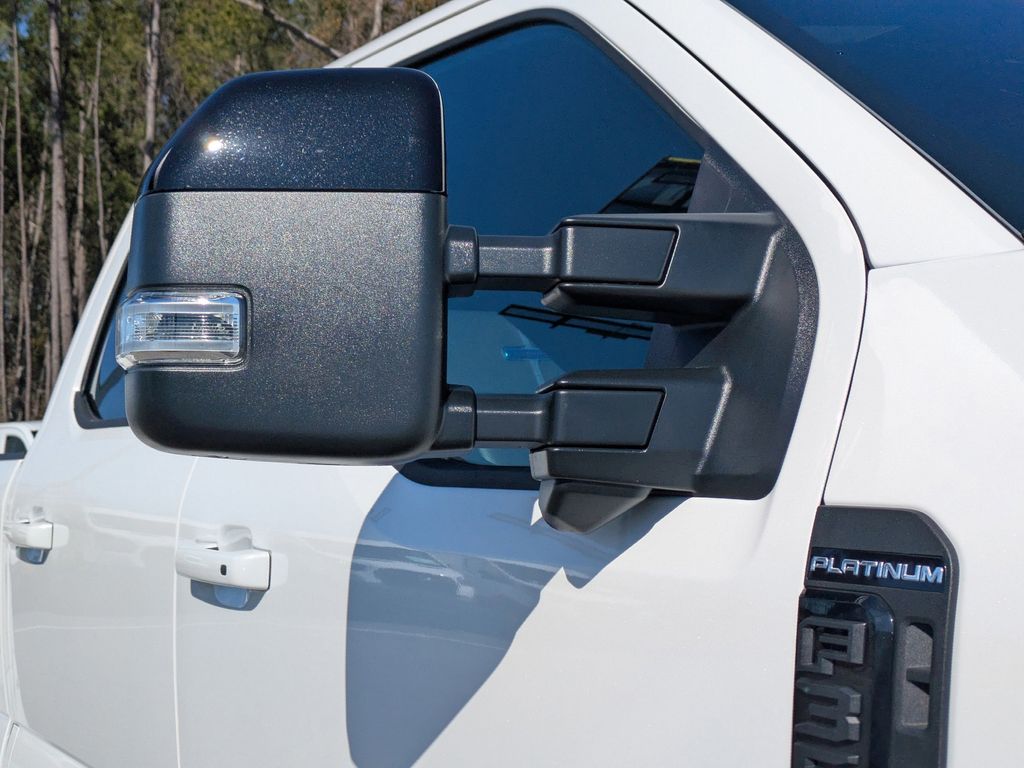 2026 Ford F-350 Super Duty Platinum