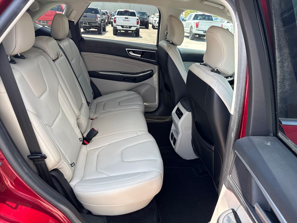 Used 2015 Red Ford Titanium image 26