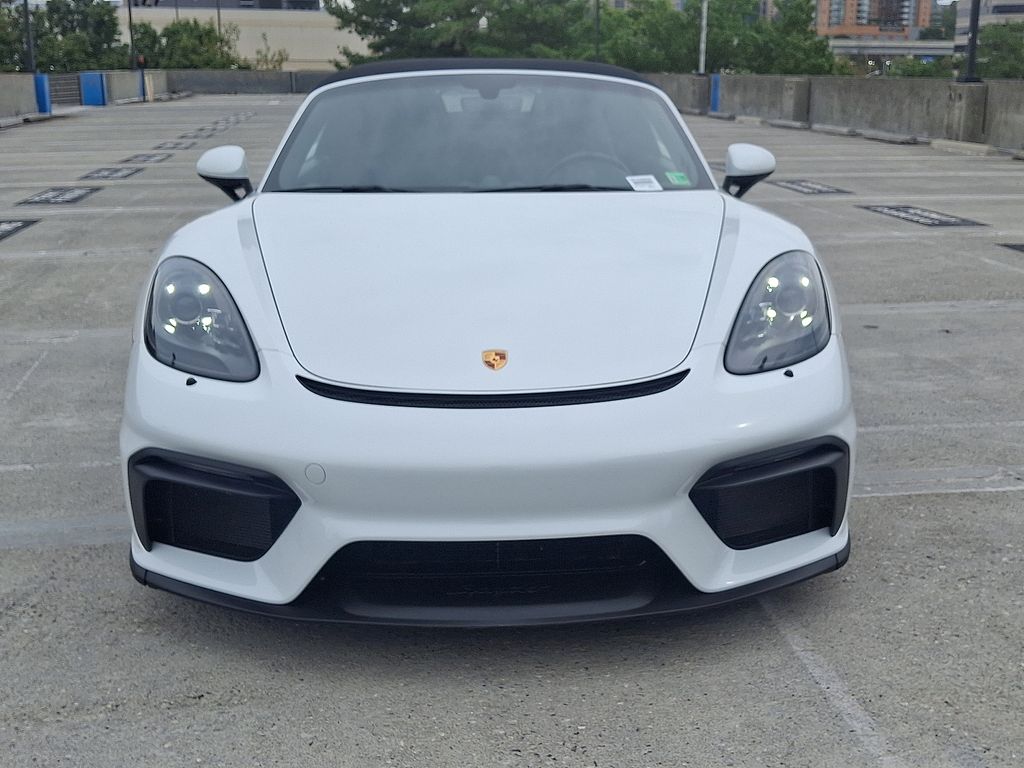 Thumbnail: 2020 Porsche  - 6
