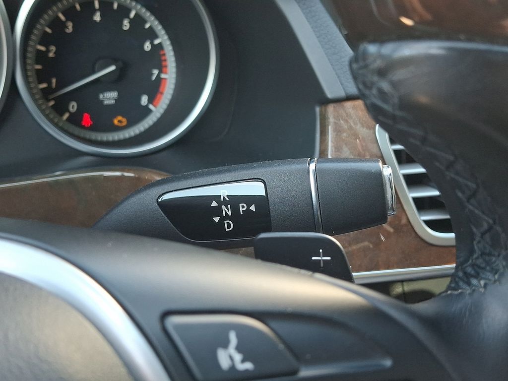 Thumbnail: 2014 Mercedes-Benz E-Class - 15