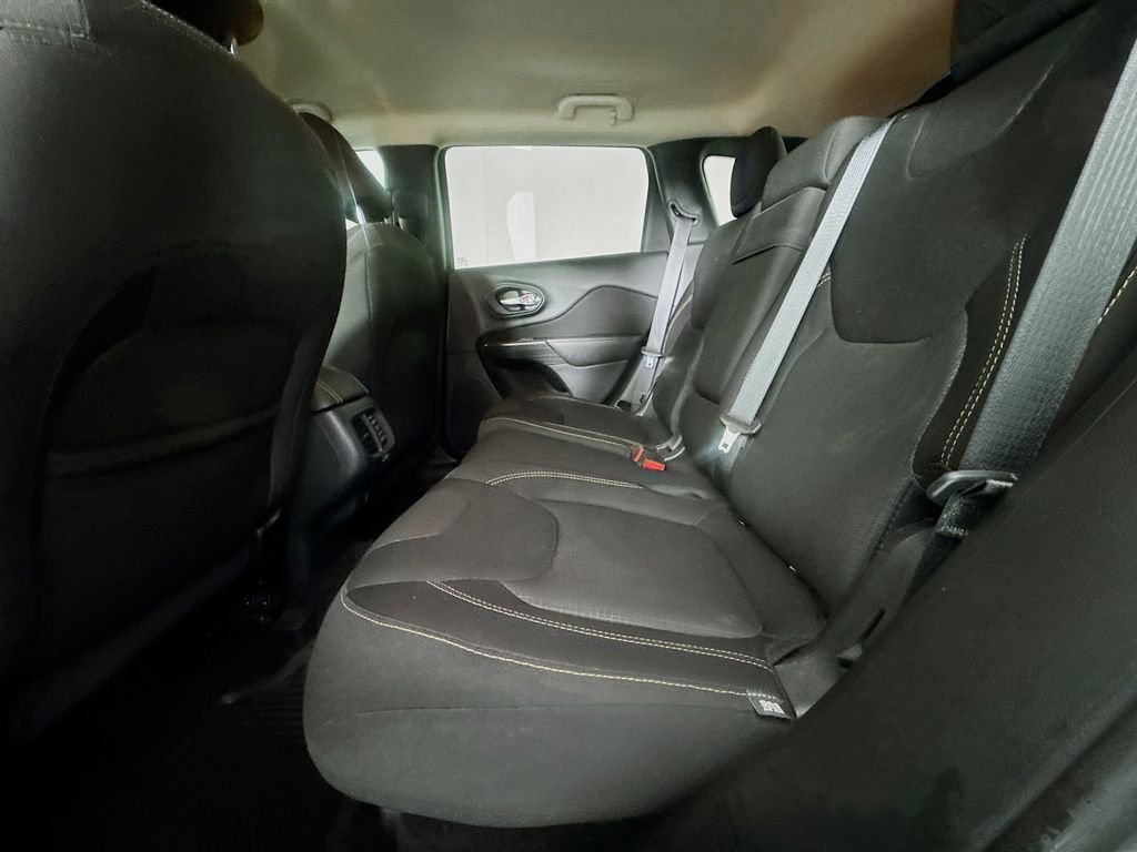 Used Car 2016 Jeep Cherokee  Latitude For Sale Under $12,000 In Austin, Texas