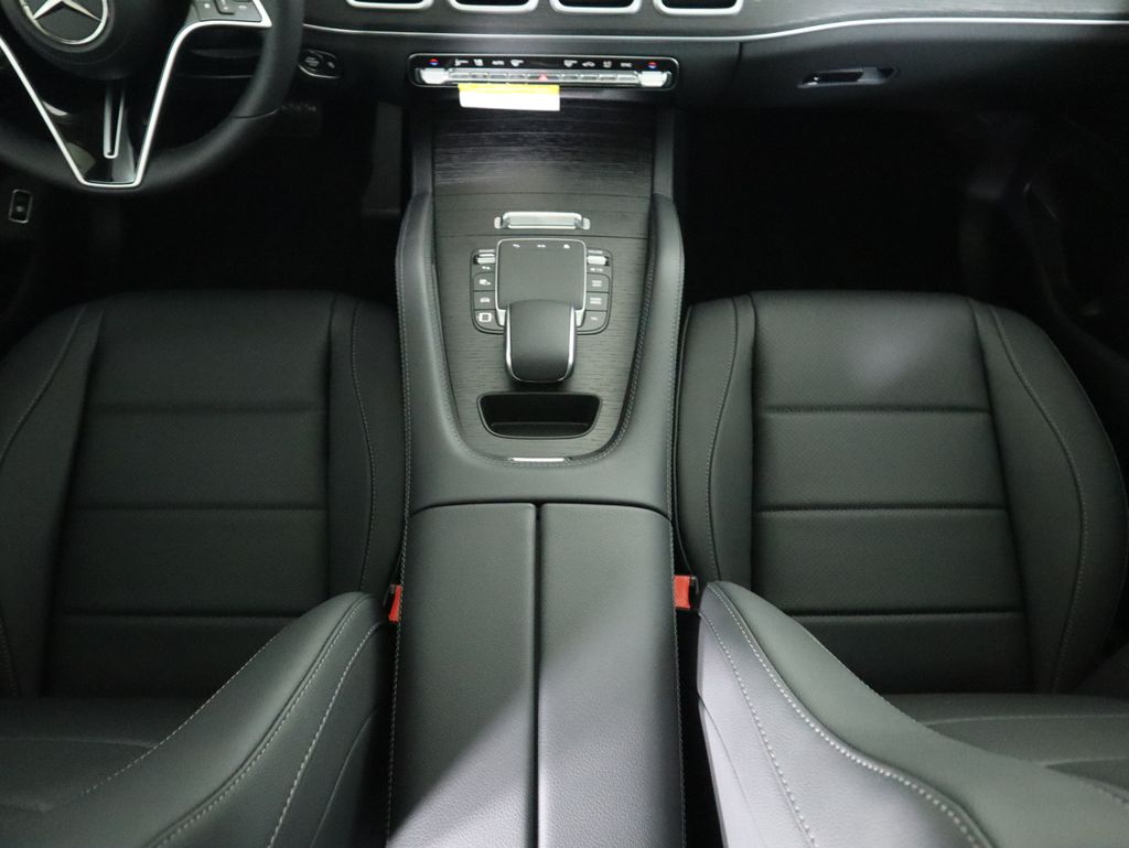 Thumbnail: 2026 Mercedes-Benz GLE - 18