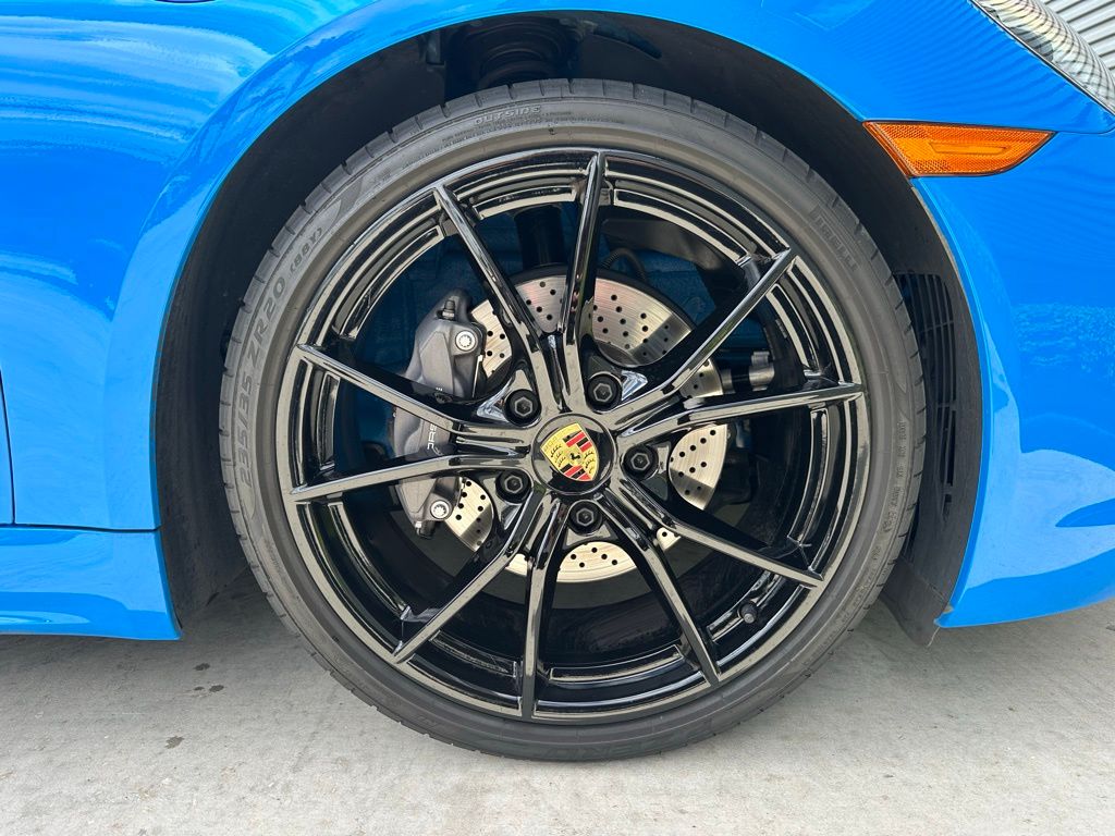 Thumbnail: 2025 Porsche 718 Cayman - 27