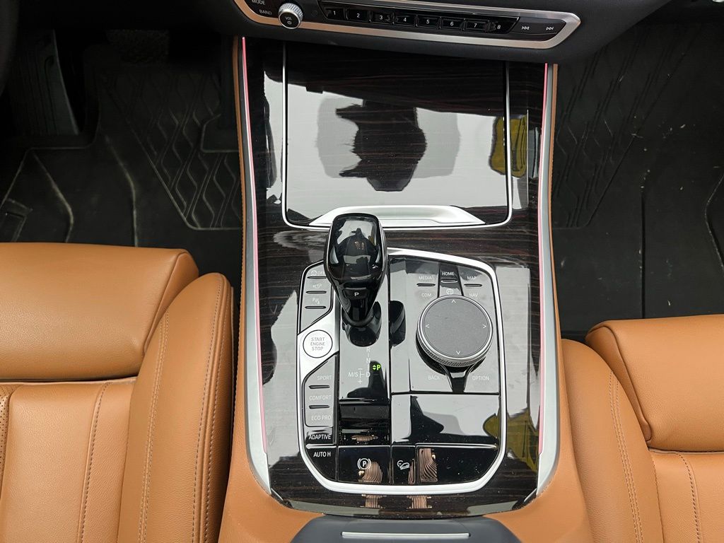 Thumbnail: 2021 BMW X5 - 12