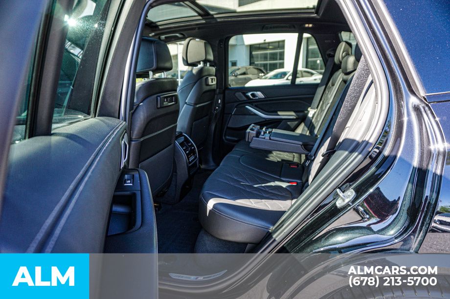 Used 2023 Black BMW M50i image 22