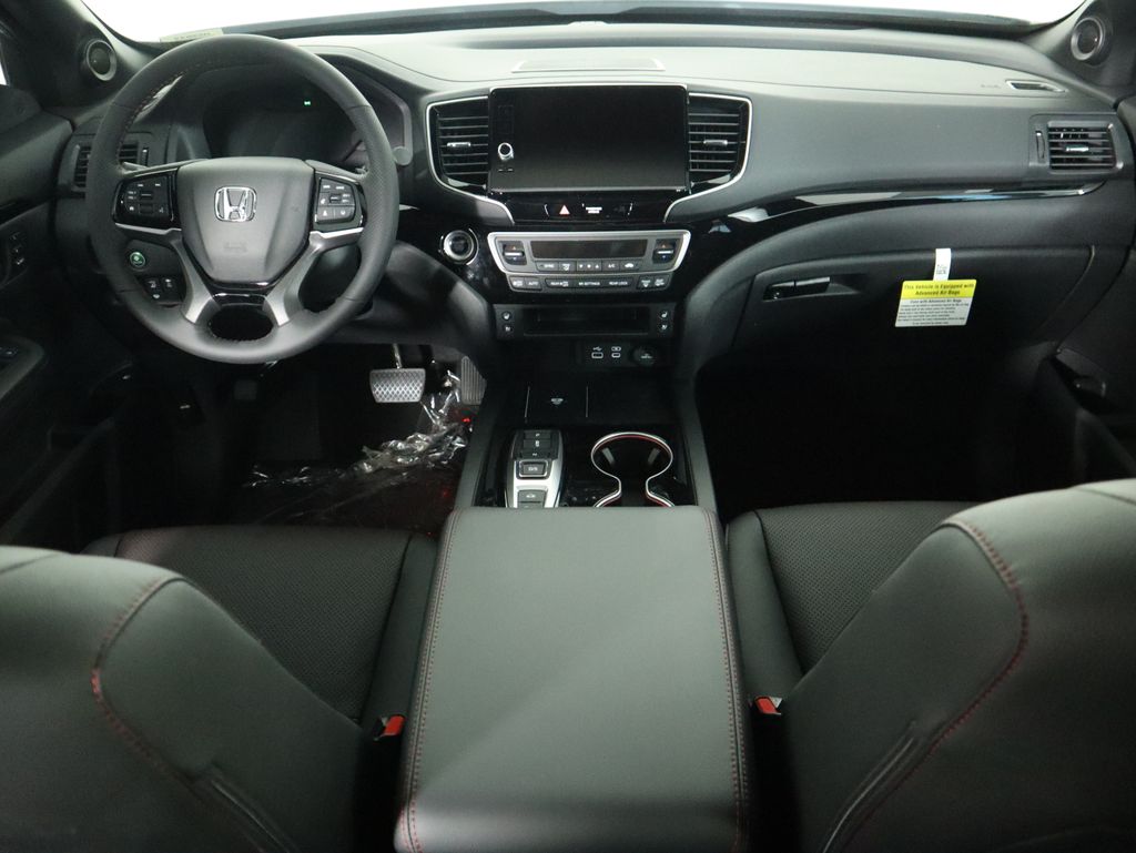 Thumbnail: 2025 Honda Ridgeline - 13