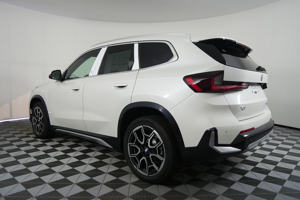 2025 BMW X1 xDrive28i 5