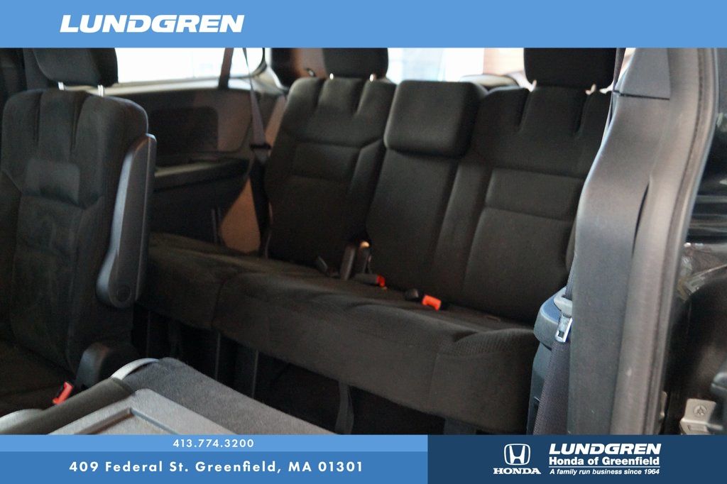 2015 Dodge Grand Caravan SE 24