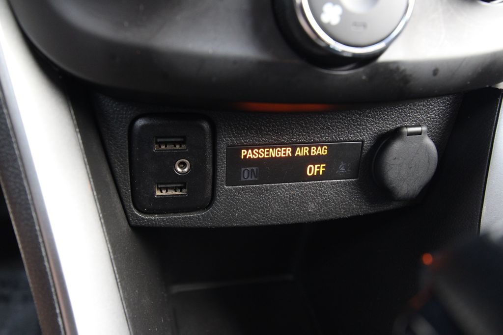 Used 2022 Chevrolet Trax SUV
