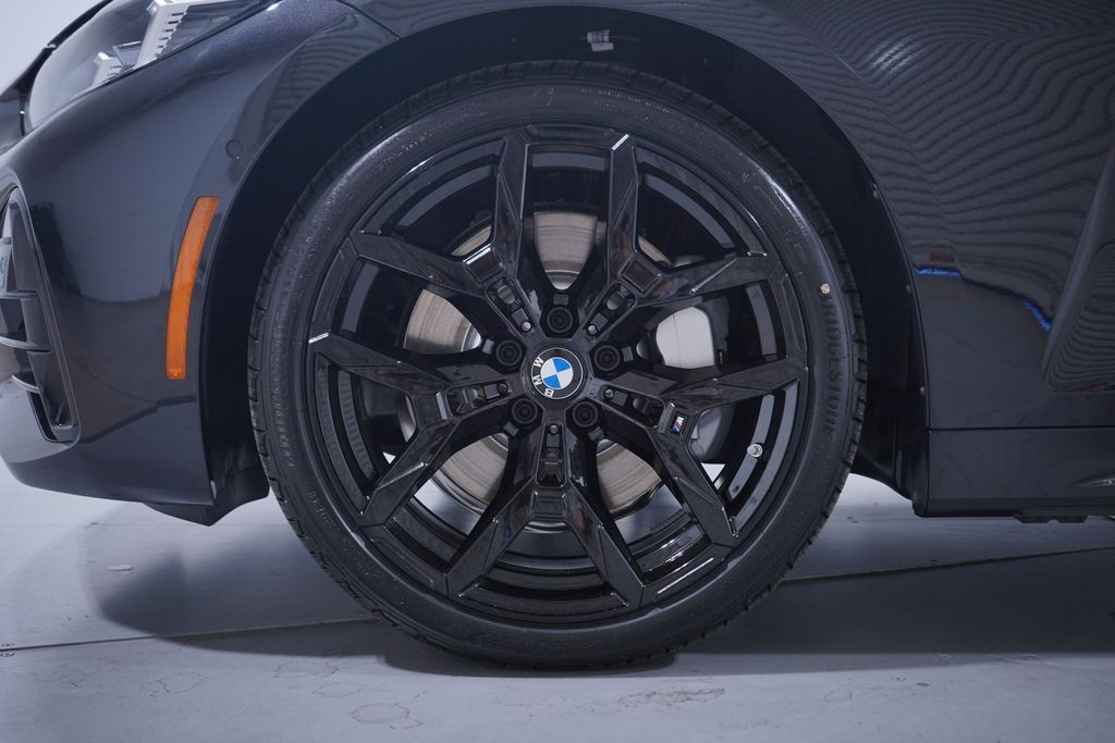 Thumbnail: 2026 BMW 4 Series - 2