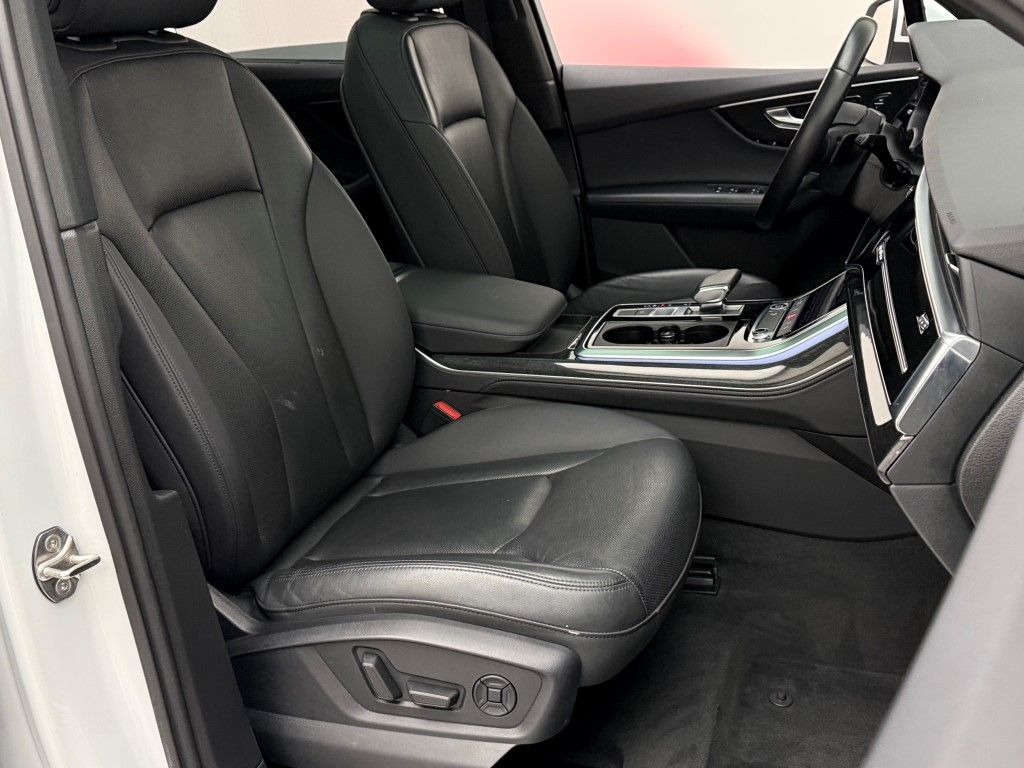 Thumbnail: 2021 Audi Q7 - 19