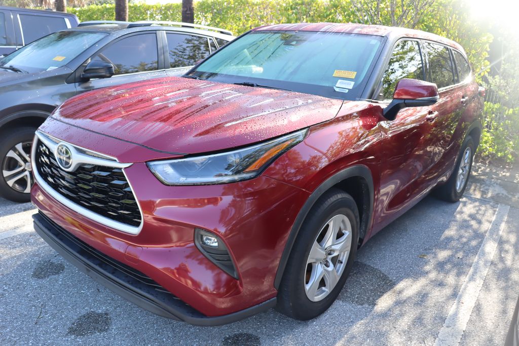 Thumbnail: 2021 Toyota Highlander - 2