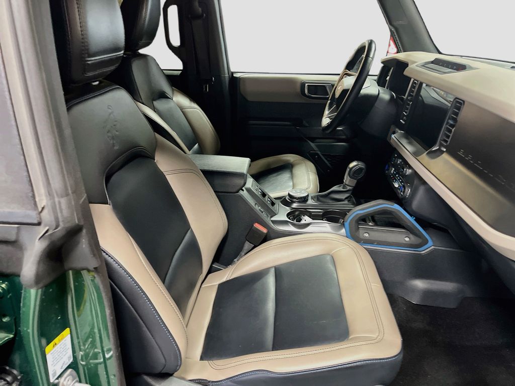 Used 2024 Green Metallic Ford Wildtrak image 28
