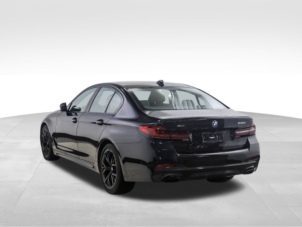 2022 BMW 5 Series 540i xDrive 3