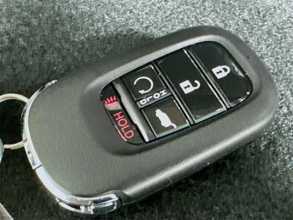 Used Car 2025 Honda Pilot  Touring For Sale Under $50,000 In Austin, Texas