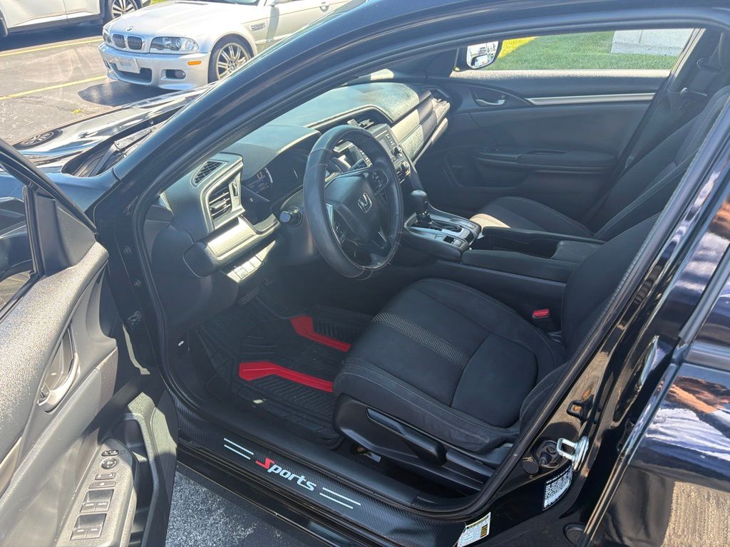 Used 2018 Black Honda LX image 8