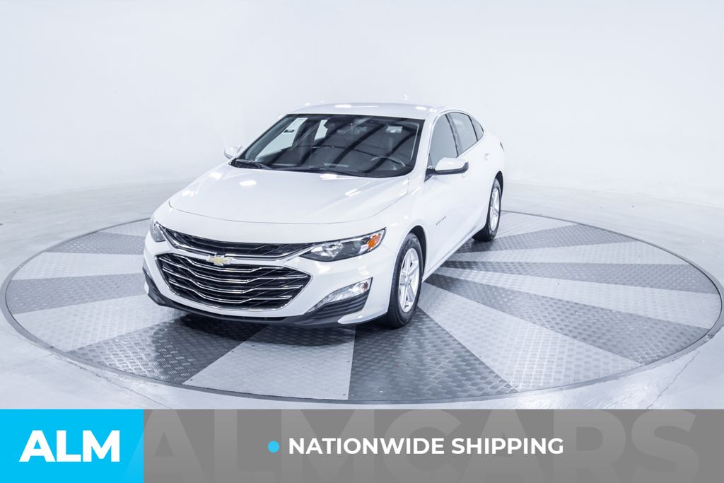 Used 2024 White Chevrolet LT image 2