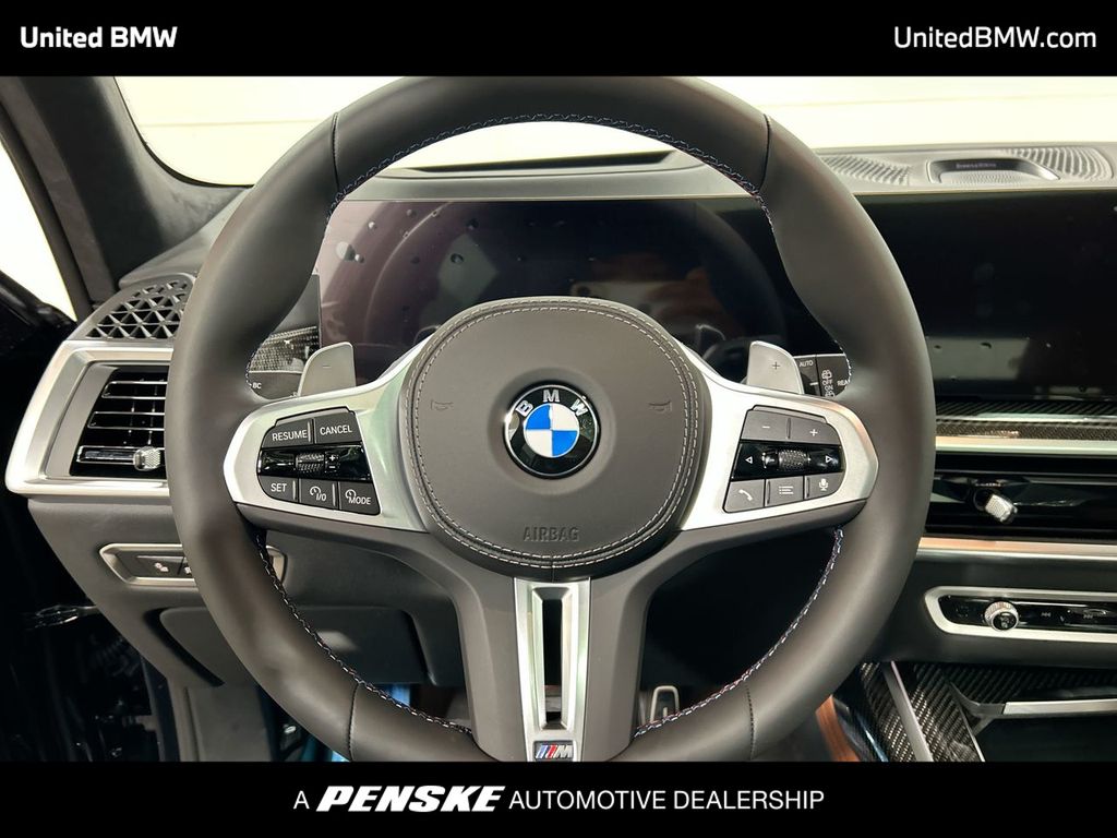 2026 BMW X7 M60i 14