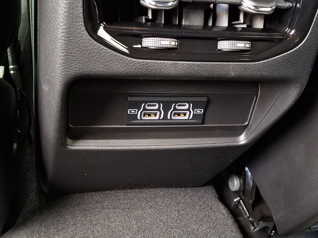 New 2026 Jeep Grand Cherokee SUV