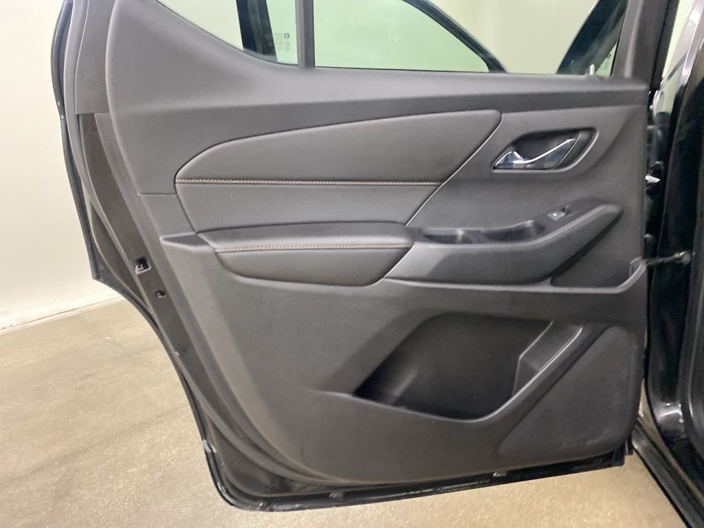 2018 Chevrolet Traverse Premier photo