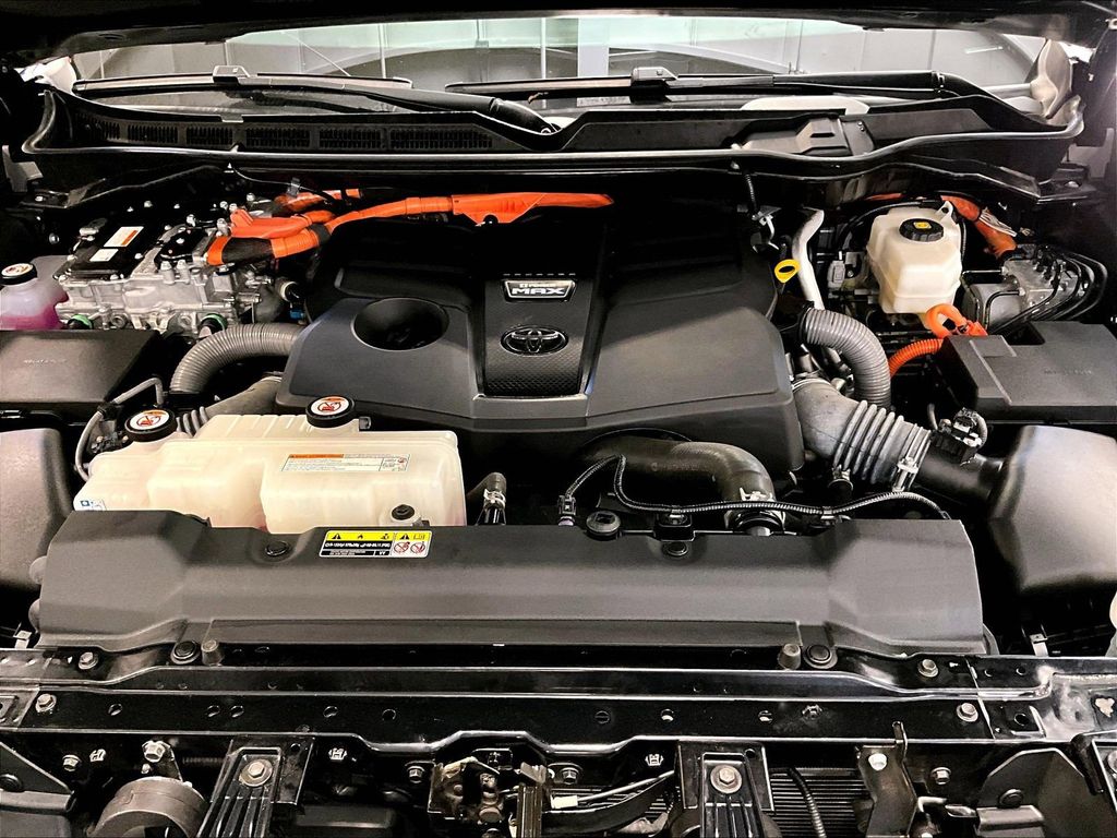 2024 Toyota Sequoia — photo 31