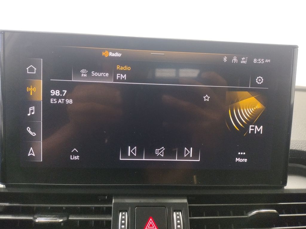 2022 Audi Q5 45 S line Premium