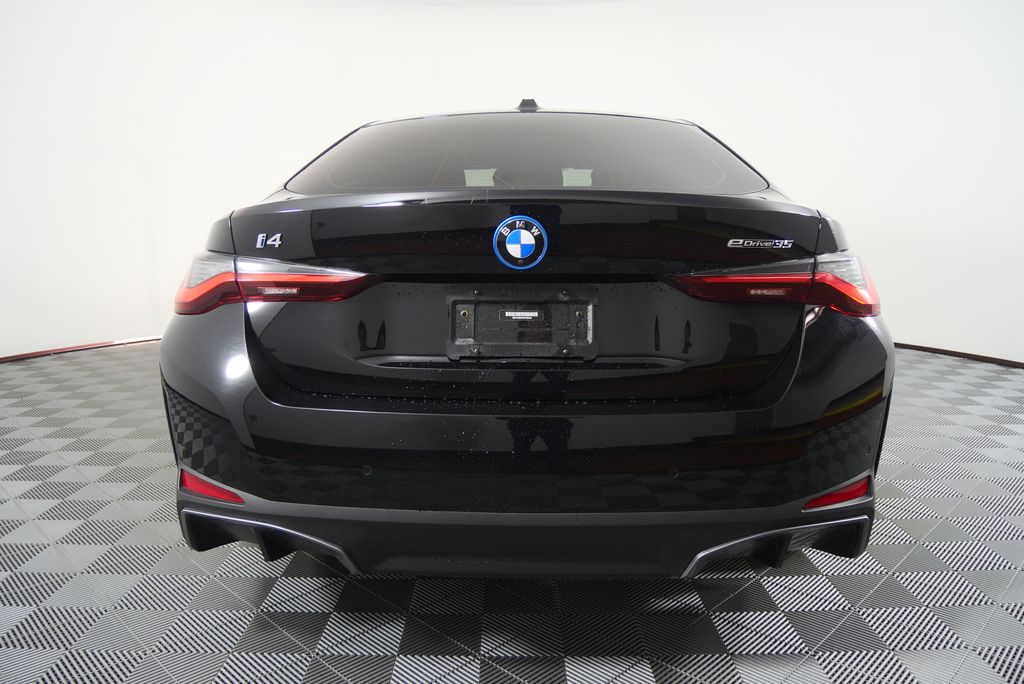 Thumbnail: 2023 BMW i4 - 4