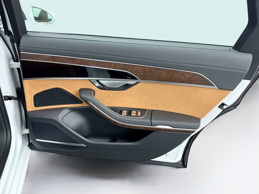 Thumbnail: 2026 Audi A8 - 27