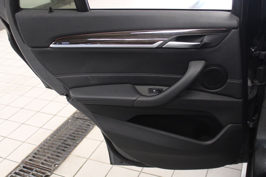 Thumbnail: 2018 BMW X1 - 22