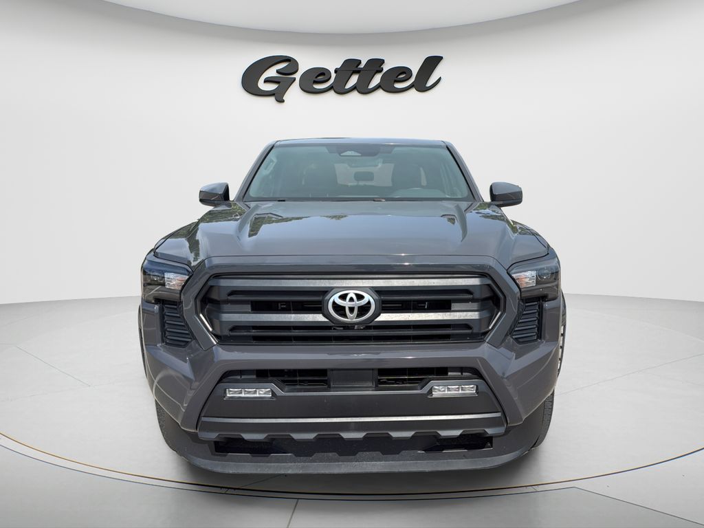 Certified Used 2024  Toyota SR5 image 2