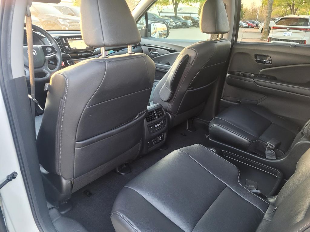 used 2020 Honda Pilot car, priced at $19,600