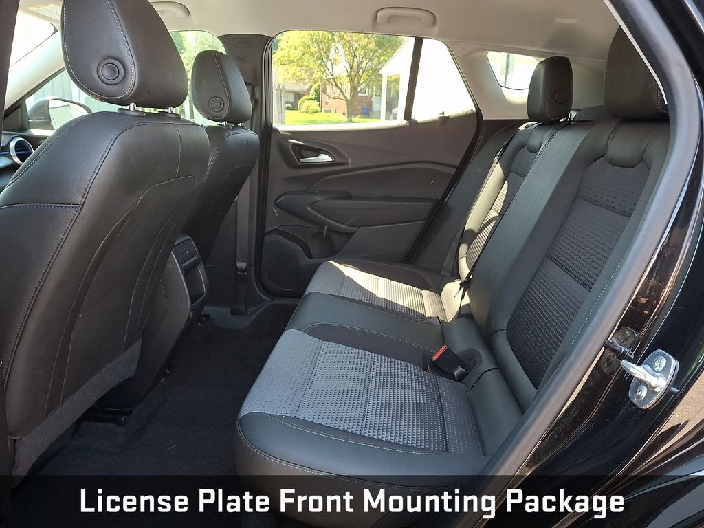 2025 Chevrolet Trax LT Black at Subaru and VW of Moon Township