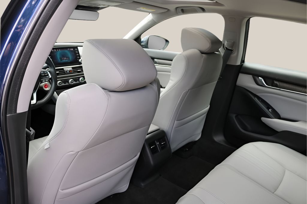 Used Car 2018 Honda Accord  Touring For Sale Under $25,000 In Austin, Texas