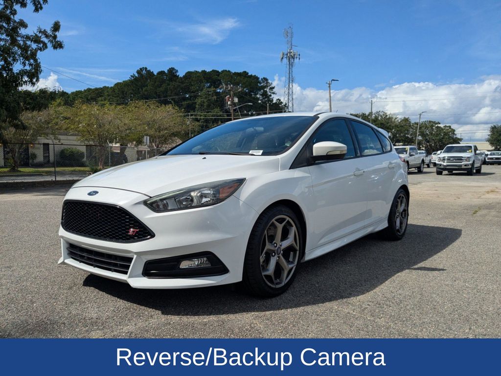 2018 Ford Focus ST 