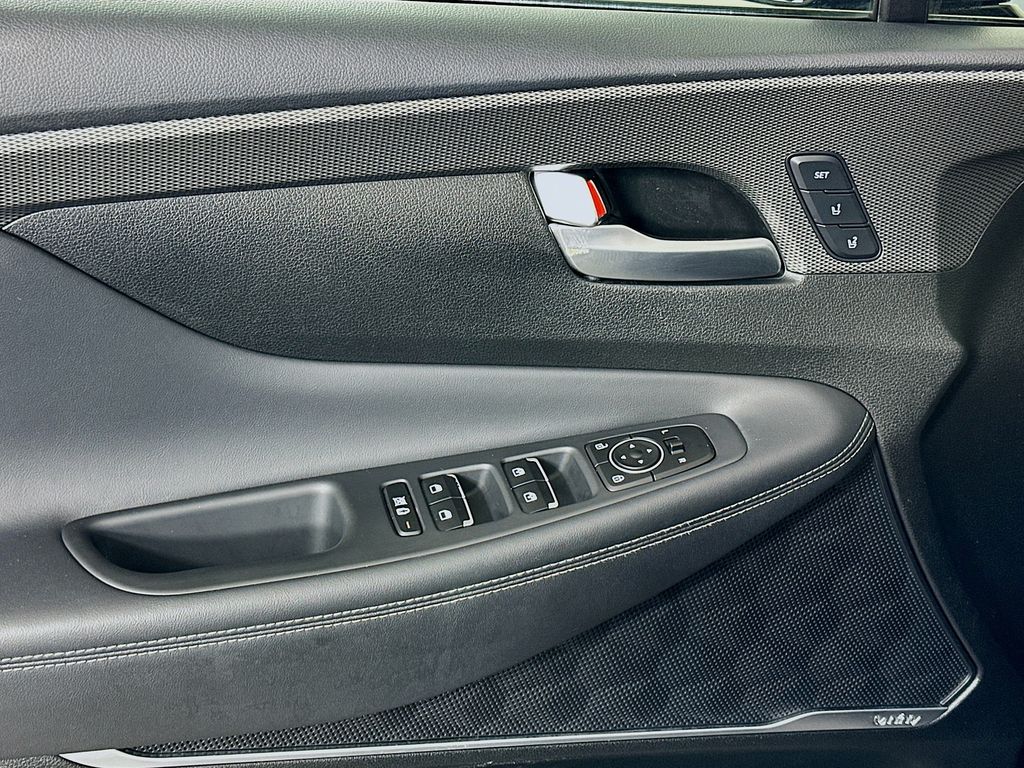 Thumbnail: 2019 Hyundai Santa Fe - 18