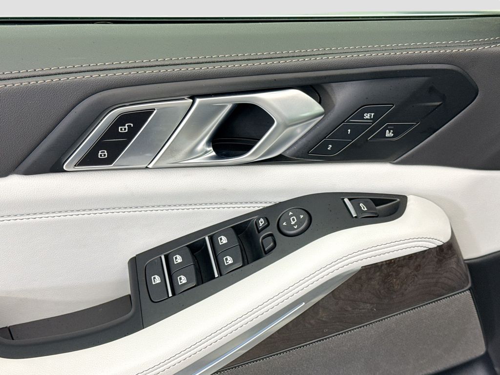 Thumbnail: 2026 BMW X5 - 22