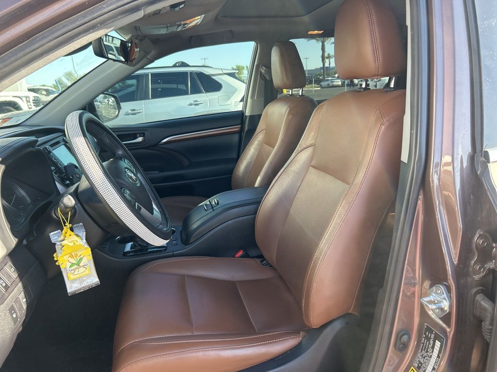 2019 Toyota Highlander Limited 4