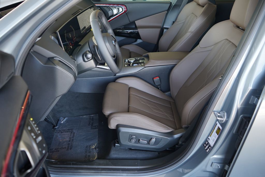 Thumbnail: 2026 BMW X3 - 10