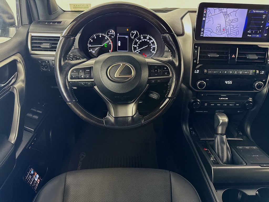 Thumbnail: 2022 Lexus GX - 22