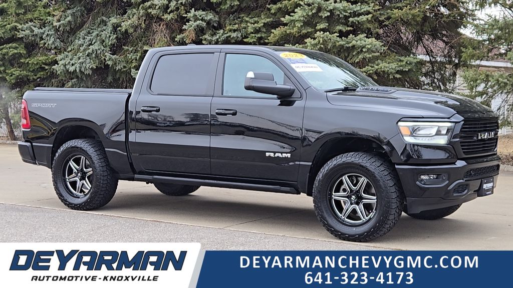 2023 RAM 1500 Laramie Crew Cab 4WD