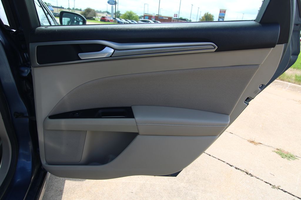 Used 2018 Ford Fusion Sedan