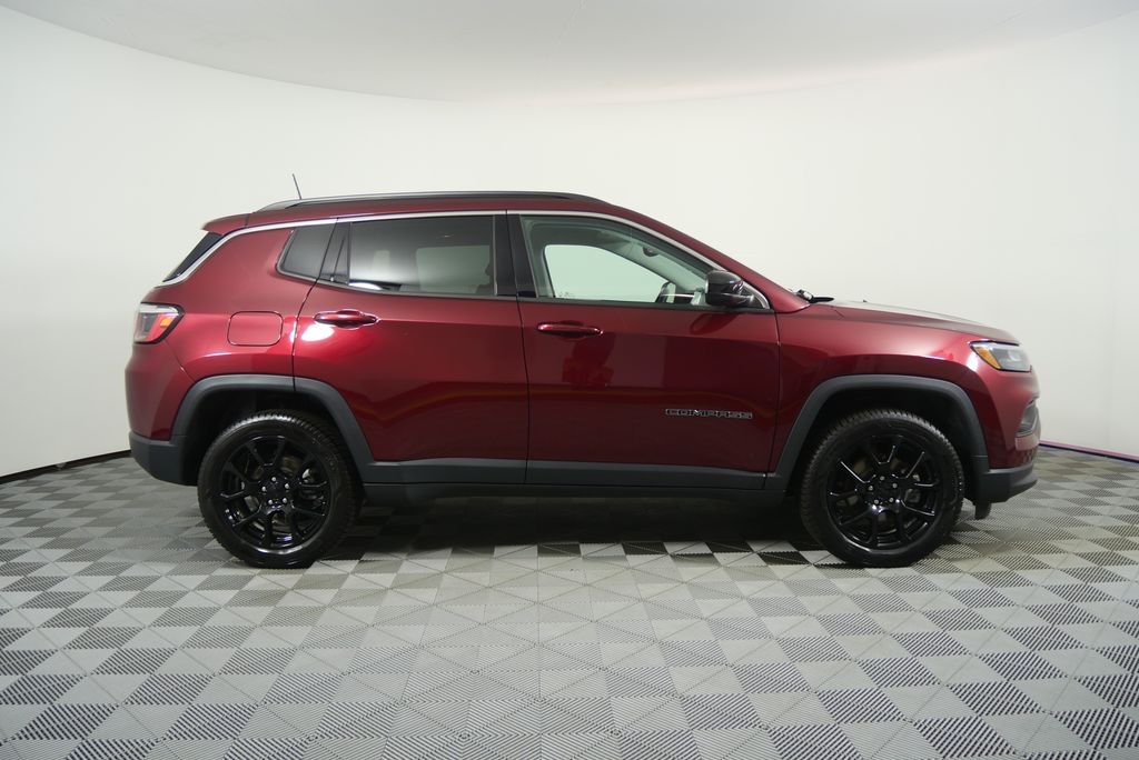 Thumbnail: 2022 Jeep Compass - 2