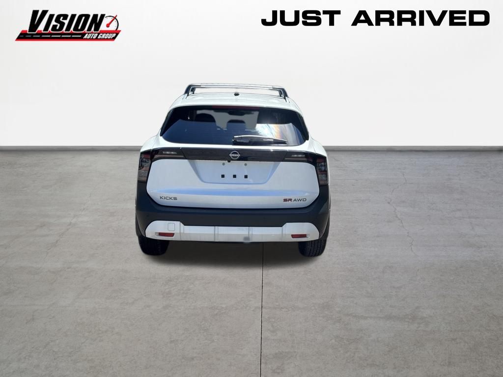 New 2026 White Nissan SR image 7