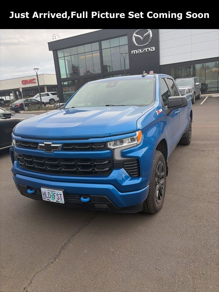 2022 Chevrolet Silverado 1500 RST Crew Cab 4WD