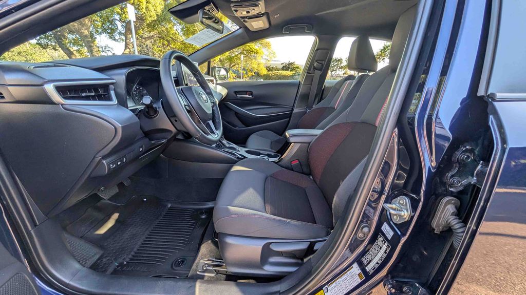 Used 2025 Toyota Corolla Hybrid SE 4D Sedan